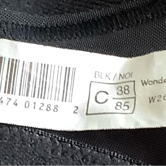 💥3 for $10💥 Wonder Bra Black EUC - Picture 3 of 3